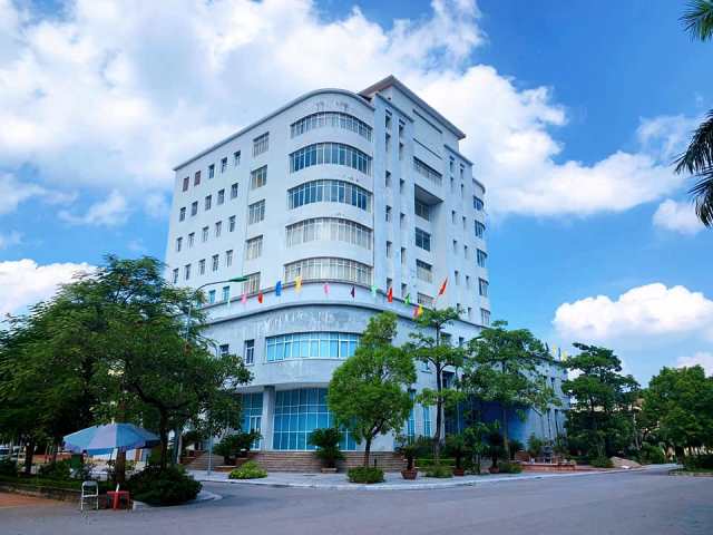 Trường Cao đẳng Kỹ thuật Công nghiệp (Bắc Giang): Xây dựng trường học xanh  – sạch – đẹp