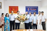 Đại diện lãnh đạo các cơ quan, đơn vị chúc mừng Tạp chí Lao động và Xã hội nhân dịp kỷ niệm 97 năm Ngày Báo chí cách mạng Việt Nam