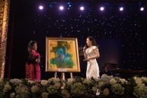 Họa sỹ Văn Dương Thành đấu giá thành công 3 bức tranh trị giá 270 triệu đồng tặng quỹ Thiện Nhân