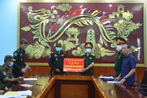 Bộ Chỉ huy quân sự tỉnh Đồng Nai trao tặng trang thiết bị vật tư y tế hỗ trợ quân đội Campuchia