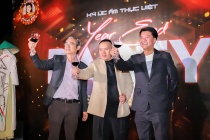 Dàn nghệ sĩ góp mặt tại tiệc Year End Party của bánh mì Huynh Hoa