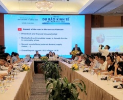 Diễn đàn “Dự báo kinh tế Việt Nam 2022-2023”