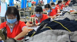 Hanoi, HCM City provide jobs for over 327,000 labourers during Jan-Jul