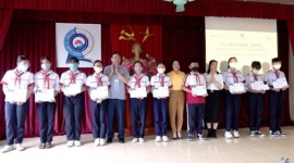 Chương trình học bổng cho trẻ em có hoàn cảnh đặc biệt ở Quảng Ninh